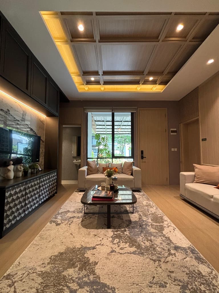 Detail Plafon Ruang Keluarga